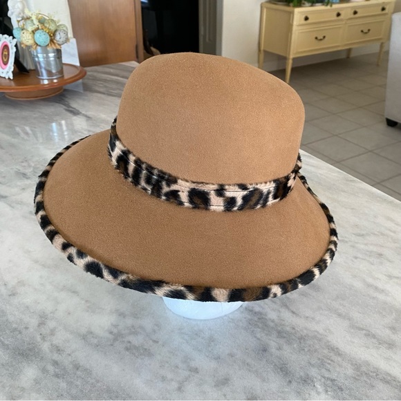 Preston & York 100% Wool Hat Camel Tan Cheetah Trim Print Women’s Hat Derby Hat - Picture 2 of 12